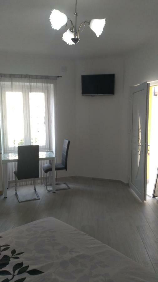 Studio Novi Vinodolski Esterno foto